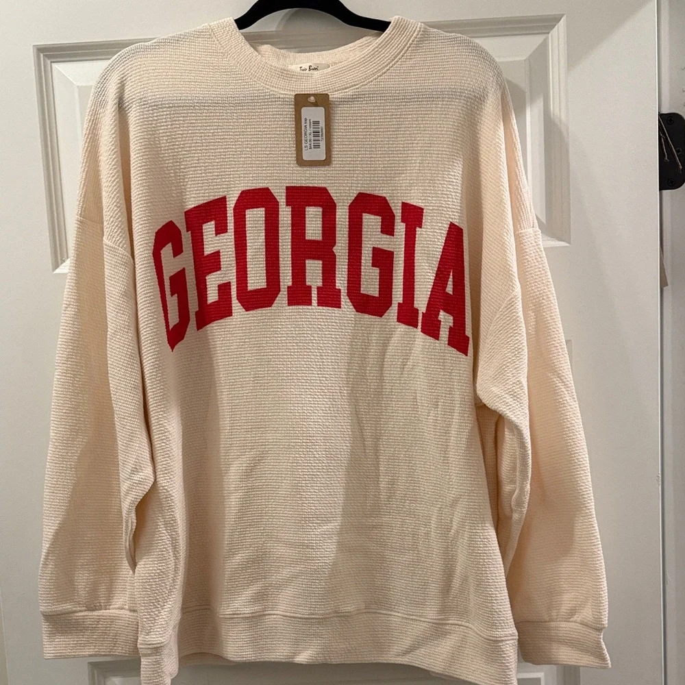 NWT Tres Bien Cream and Red Georgia Sweatshirt - Picture 1 of 4